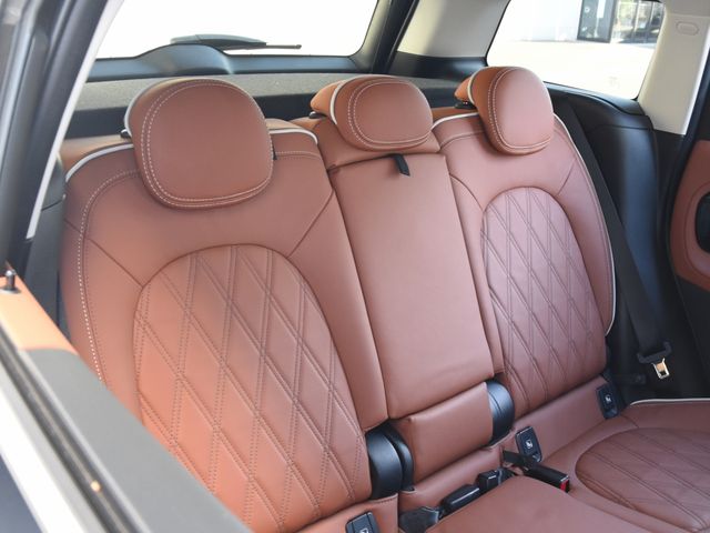 BMW MINI COOPER D CROSSOVER 2023