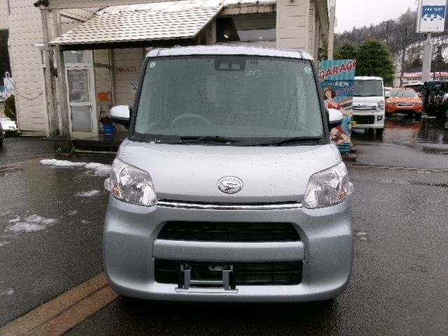 DAIHATSU TANTO 4WD 2019