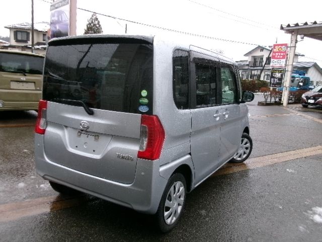 DAIHATSU TANTO 4WD 2019