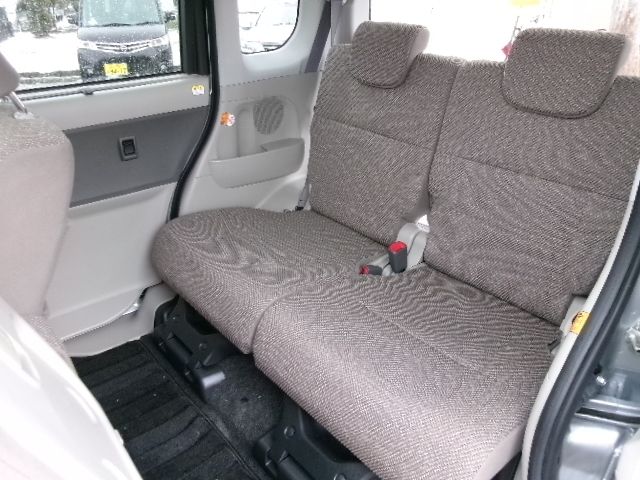 DAIHATSU TANTO 4WD 2019