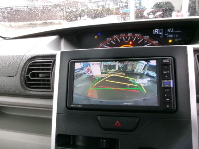 DAIHATSU TANTO 4WD 2019