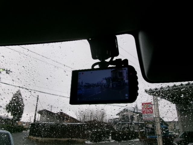 DAIHATSU TANTO 4WD 2019