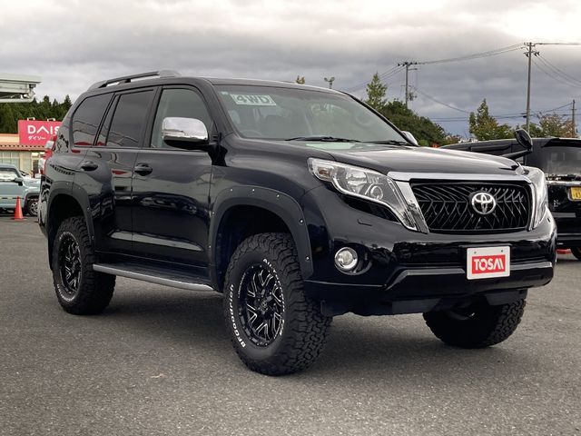 TOYOTA LANDCRUISER PRADO 2016