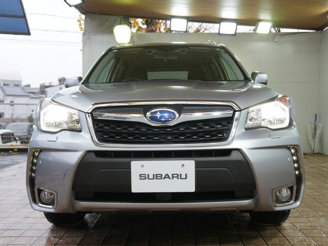 SUBARU FORESTER 2015