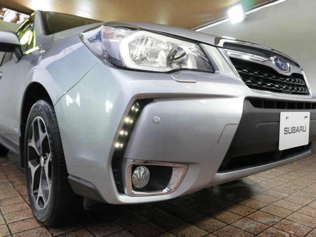 SUBARU FORESTER 2015