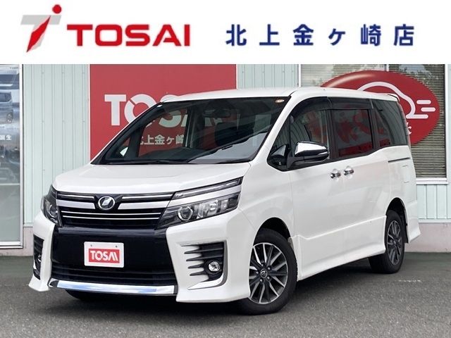TOYOTA VOXY 4WD 2017