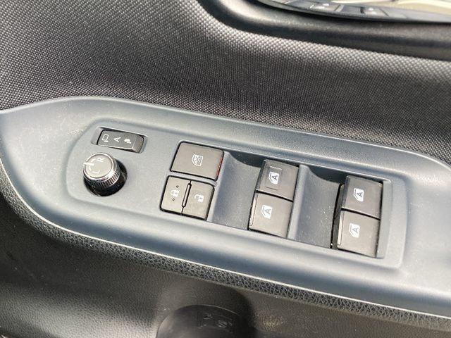 TOYOTA VOXY 4WD 2017