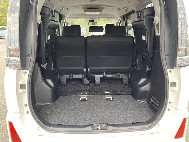 TOYOTA VOXY 4WD 2017