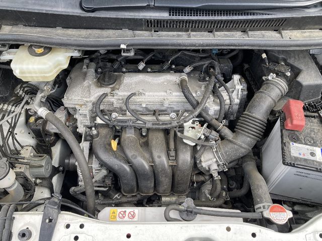 TOYOTA VOXY 4WD 2017