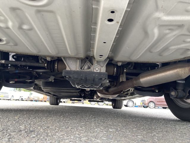 TOYOTA VOXY 4WD 2017