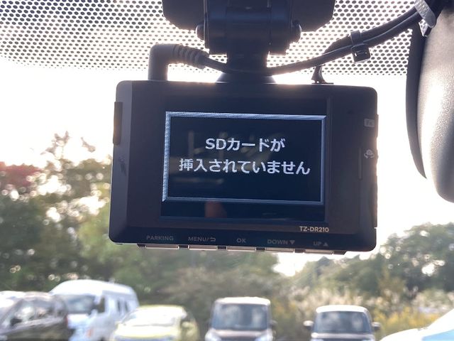 TOYOTA COROLLA TOURING HYBRID 4WD 2019