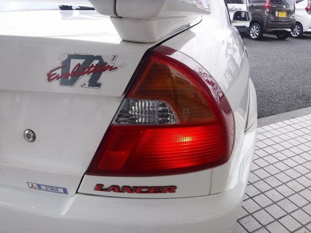 MITSUBISHI LANCER  4WD 1999