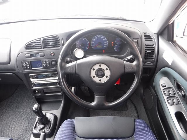 MITSUBISHI LANCER  4WD 1999