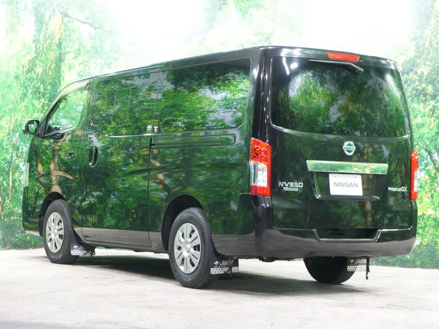 NISSAN NV350 CARAVAN 2018