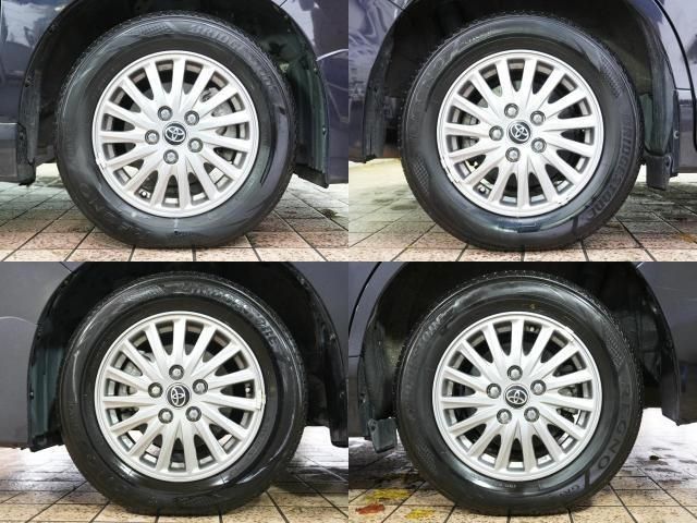 TOYOTA ESQUIRE HYBRID 2015