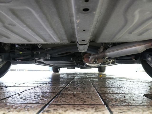 TOYOTA ESQUIRE HYBRID 2015