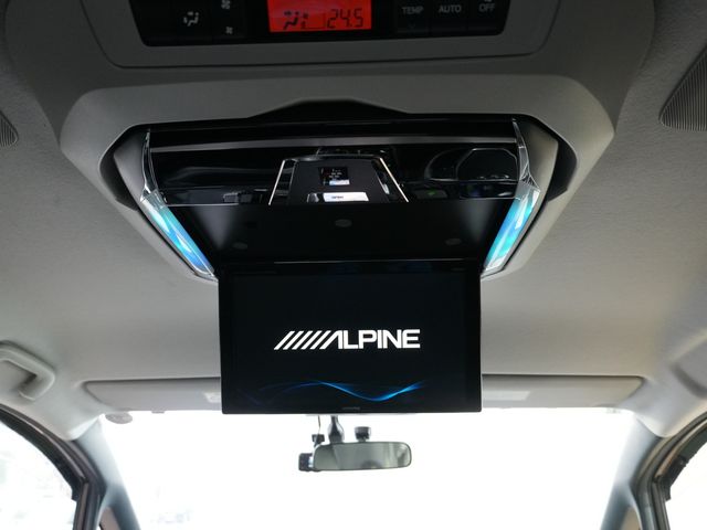 TOYOTA ESQUIRE HYBRID 2015