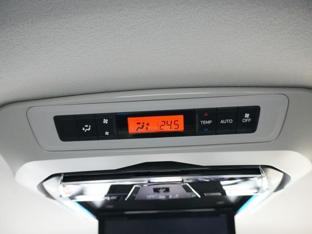 TOYOTA ESQUIRE HYBRID 2015