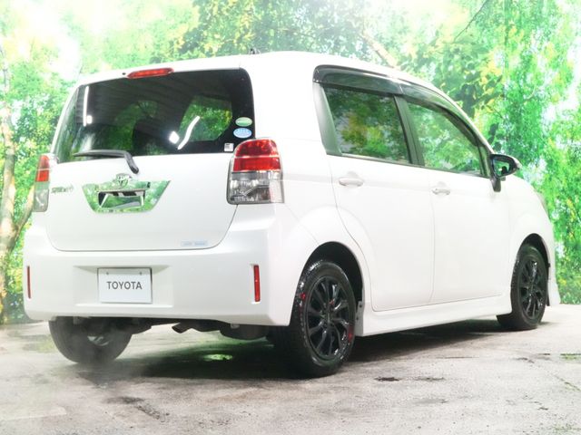 TOYOTA SPADE 2013