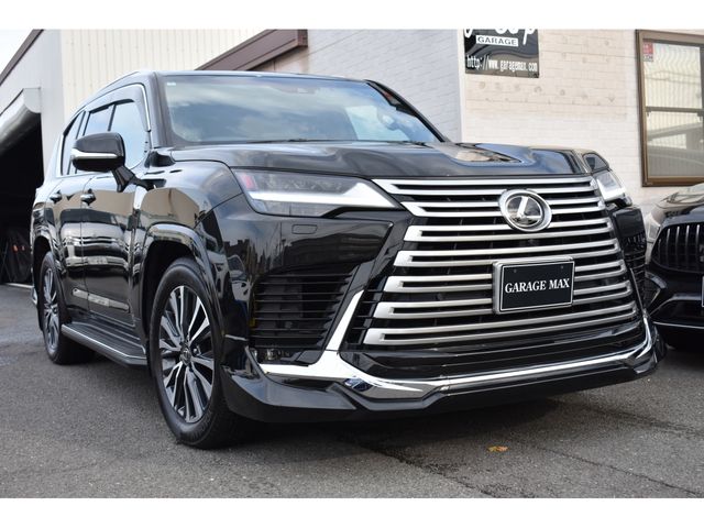 TOYOTA LEXUS LX600 2022