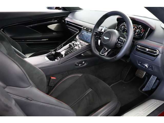 ASTON MARTIN ASTON MARTIN 2024