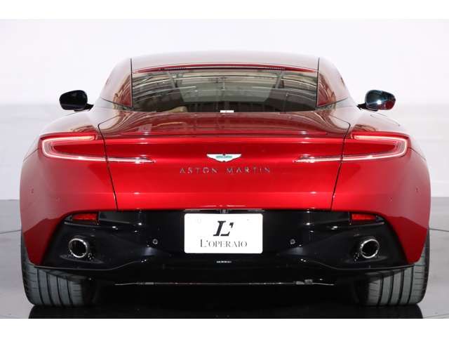 ASTON MARTIN ASTON MARTIN 2024