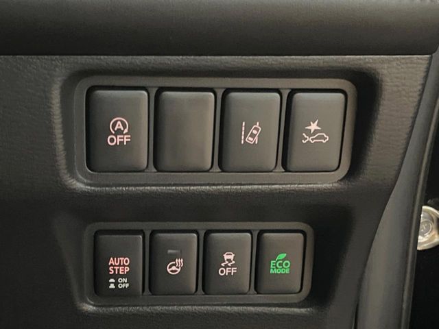 MITSUBISHI DELICA D:5 4WD 2023