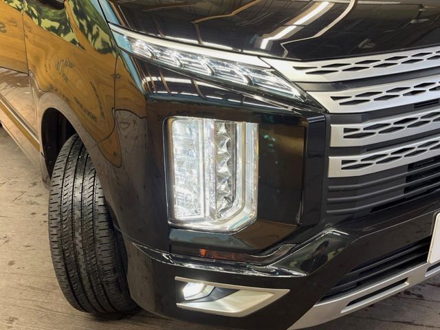 MITSUBISHI DELICA D:5 4WD 2023