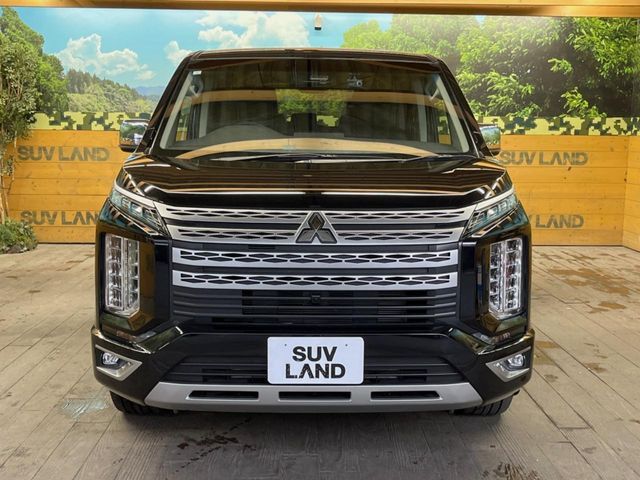 MITSUBISHI DELICA D:5 4WD 2023