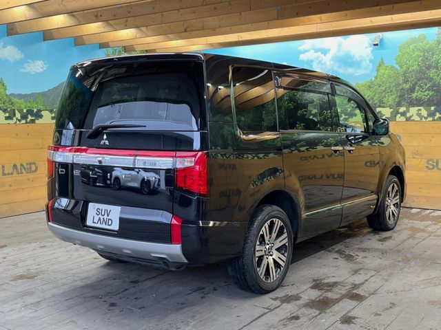 MITSUBISHI DELICA D:5 4WD 2023