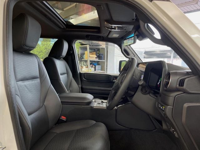 TOYOTA LANDCRUISER 250 2024