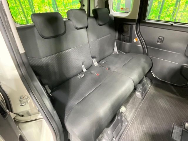 TOYOTA ROOMY 2019