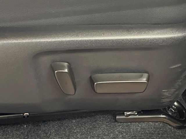 TOYOTA HILUX 4WD 2024