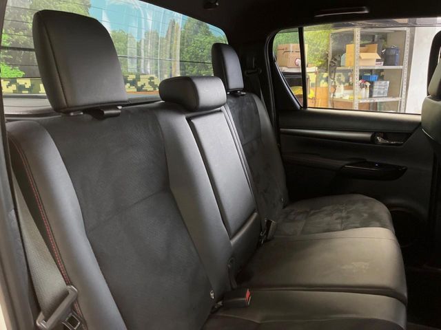 TOYOTA HILUX 4WD 2024