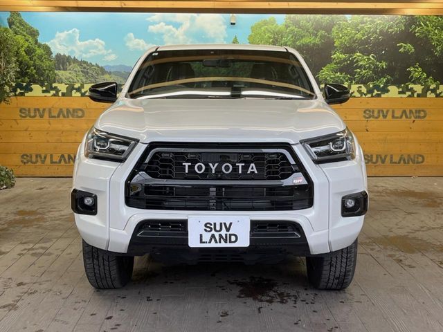 TOYOTA HILUX 4WD 2024