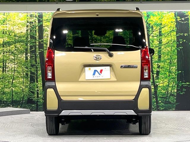 DAIHATSU TANTO FAN CROSS 2022