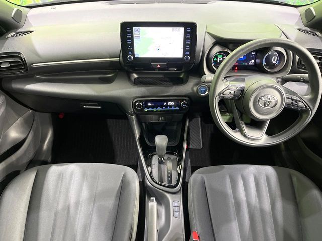 TOYOTA YARIS HYBRID 2023