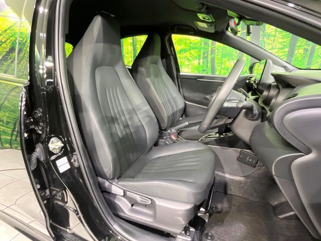 TOYOTA YARIS HYBRID 2023