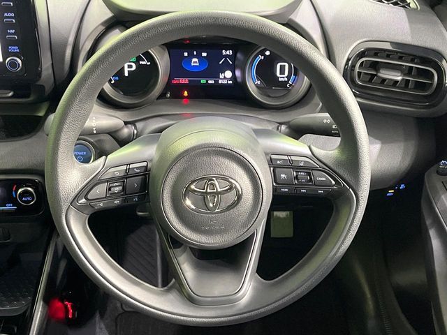 TOYOTA YARIS HYBRID 2023
