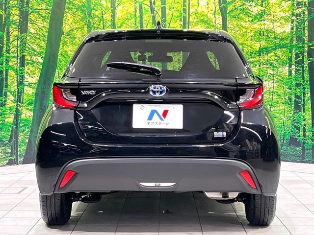 TOYOTA YARIS HYBRID 2023