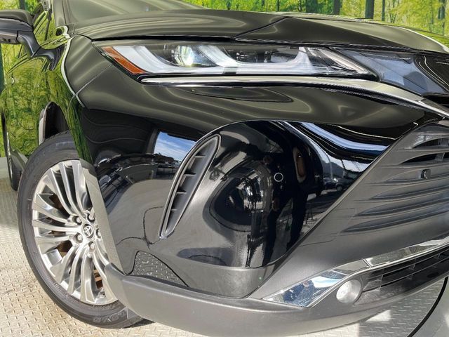 TOYOTA HARRIER 2WD 2022