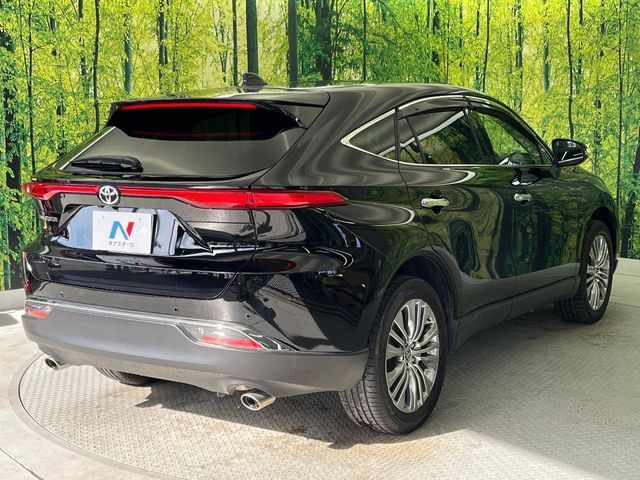 TOYOTA HARRIER 2WD 2022