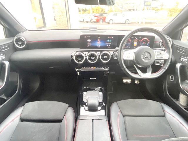 MERCEDES BENZ MERCEDES BENZ A class sedan 2020