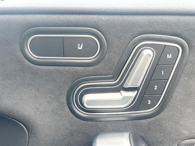 MERCEDES BENZ MERCEDES BENZ A class sedan 2020