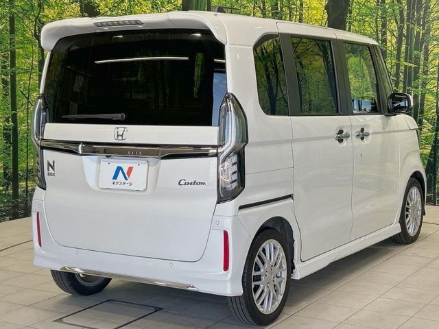 HONDA N BOX CUSTOM 2022