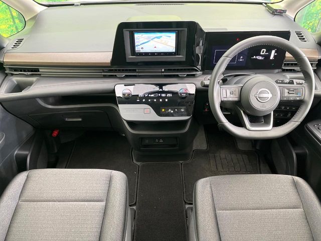 NISSAN SERENA  WG 2025
