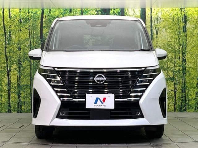 NISSAN SERENA  WG 2025