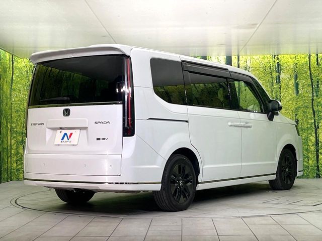 HONDA STEPWAGON e:HEV SPADA 2023