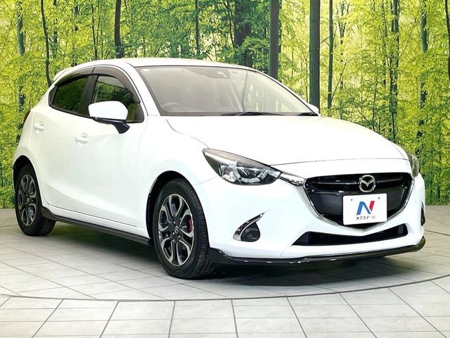 MAZDA DEMIO 2017