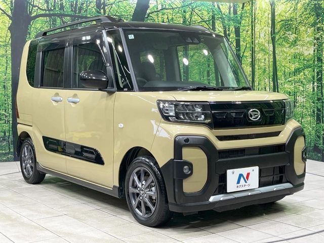 DAIHATSU TANTO FAN CROSS 2024